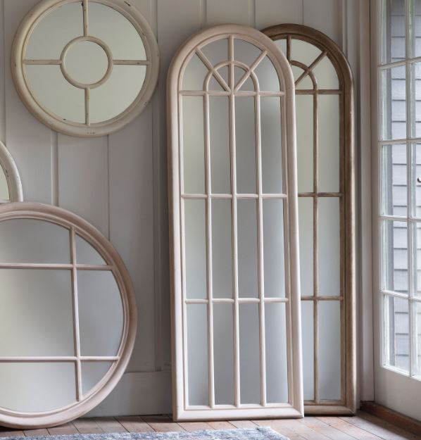 Curtis Mirror