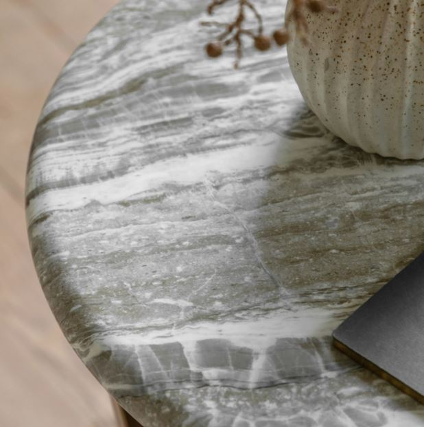 Ensemble de 2 tables d'appoint à plateau monochrome Swirl