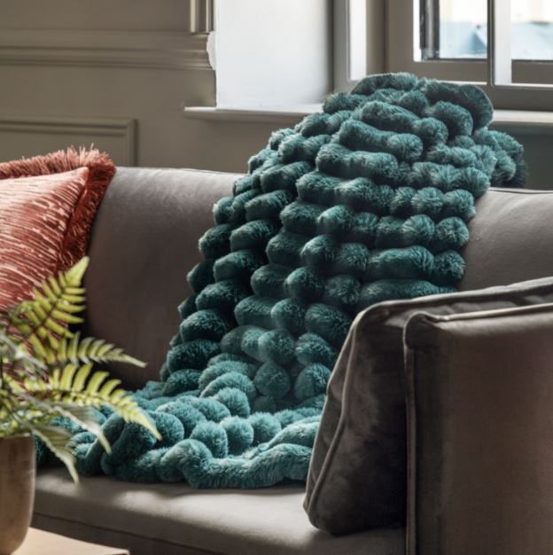 Teal Ribbed Faux Fur Throw 130x170cm