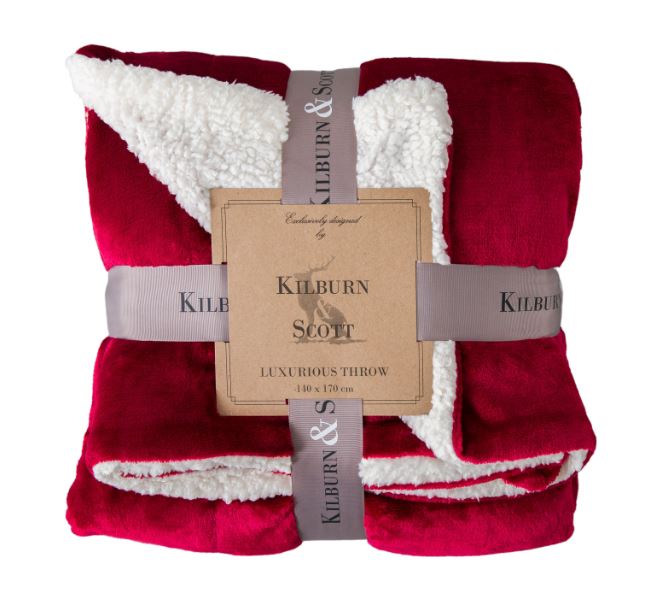 Red Sherpa Throw 140x170cm