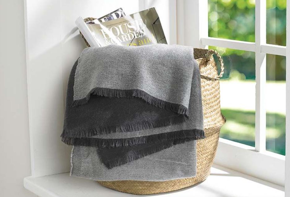 Oslo throw wrap charcoal