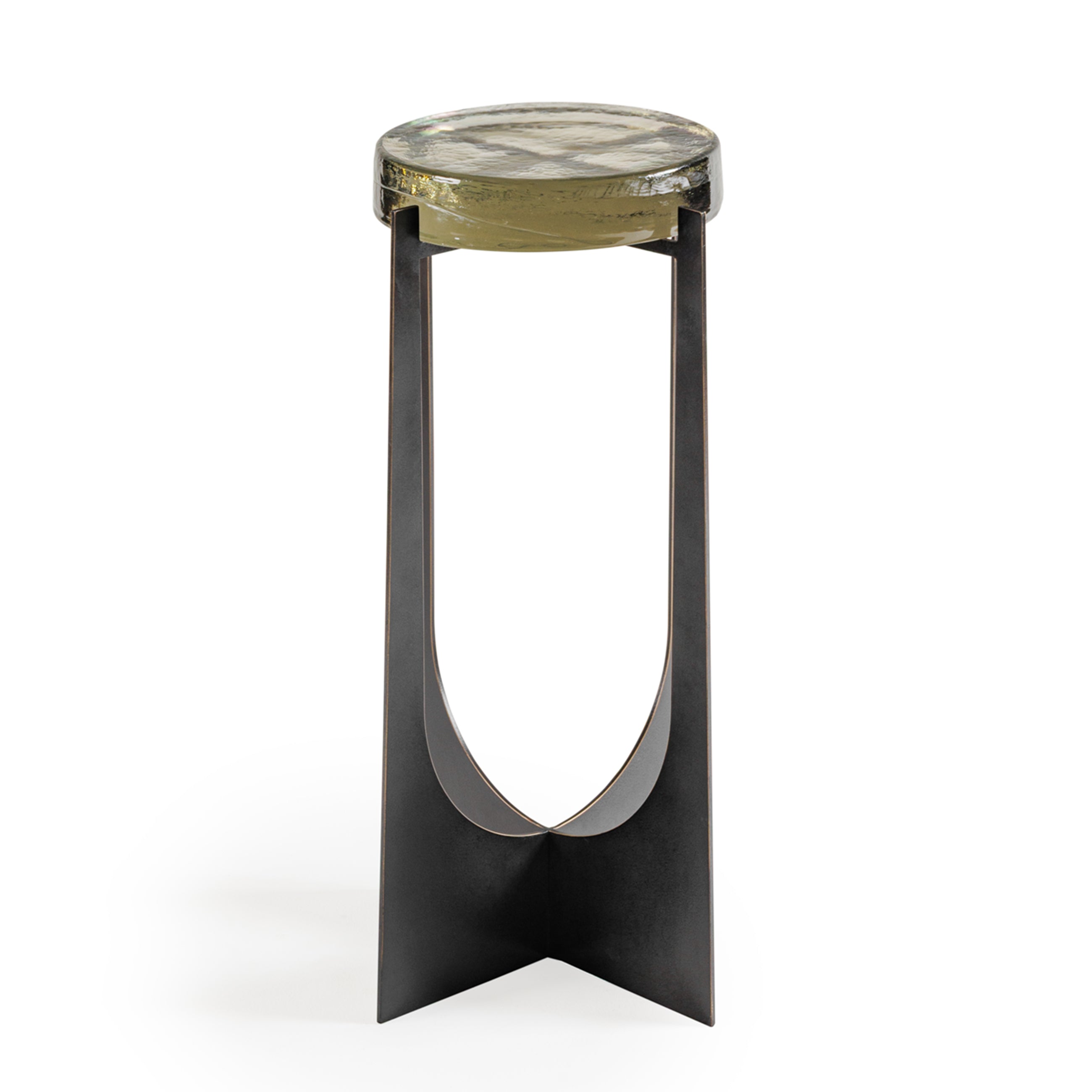 Ensemble de 2 tables d'appoint à plateau monochrome Swirl