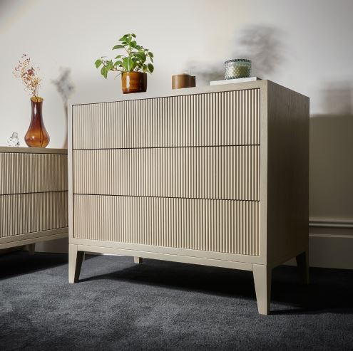 Alavus Ceramic Grey Finish 3 Drawer Chest