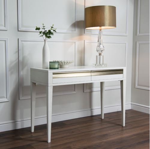 Carn Dressing Table