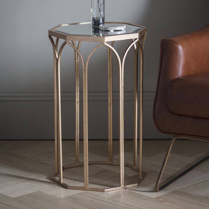 Table d'appoint Canterbury en métal doré avec plateau en verre