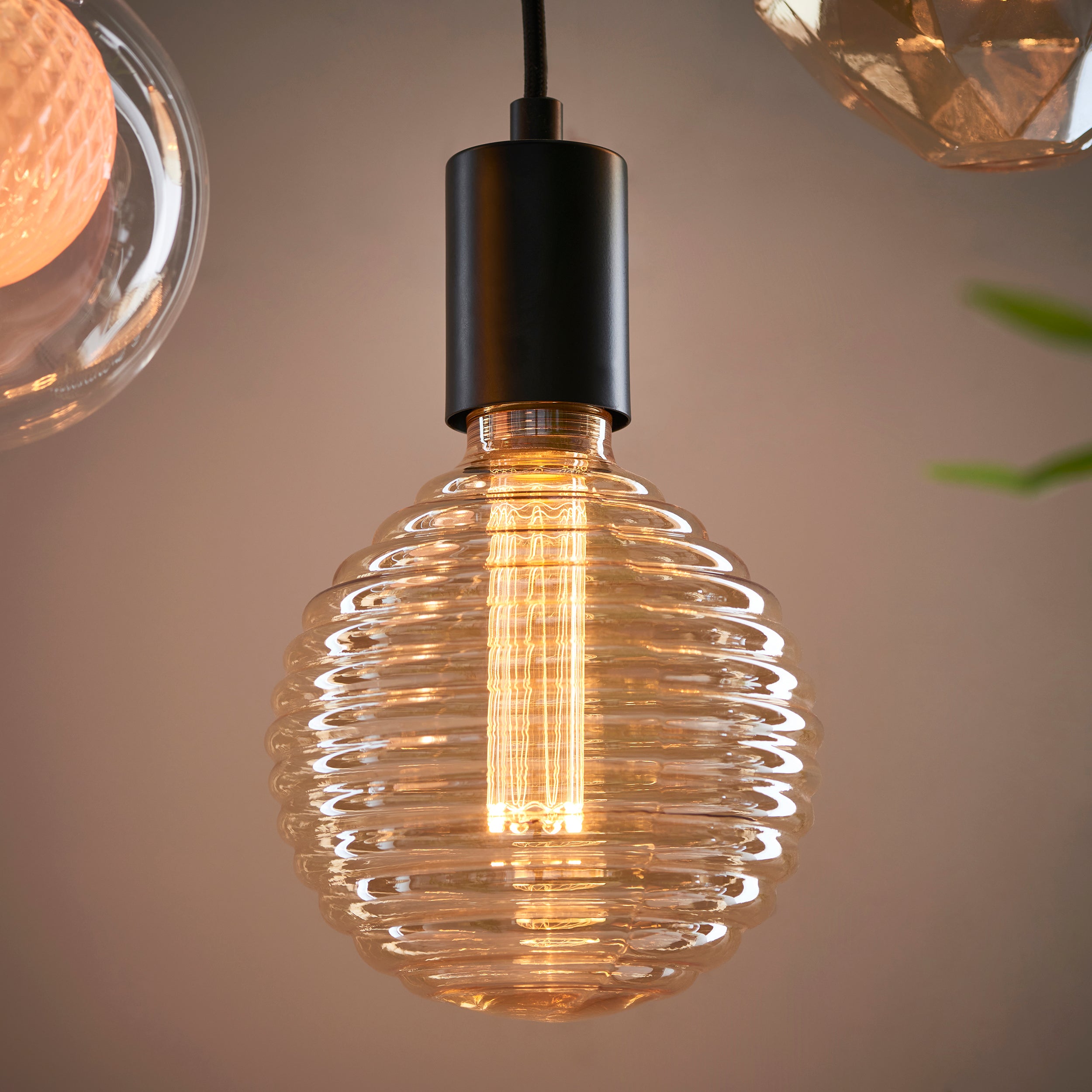 Beehive E27 LED Bulb