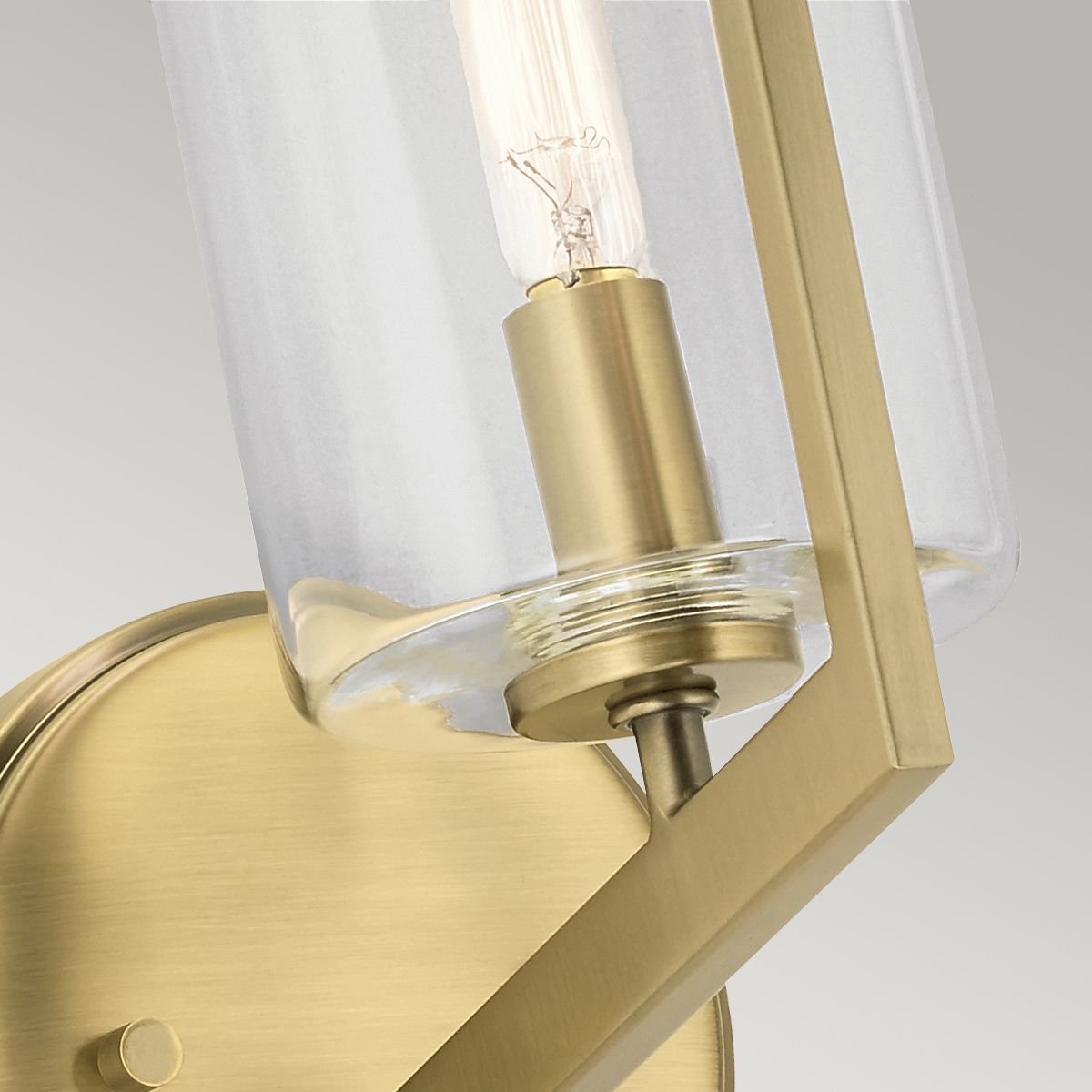 Single Wall Light in Brushed Natural Brass Finish